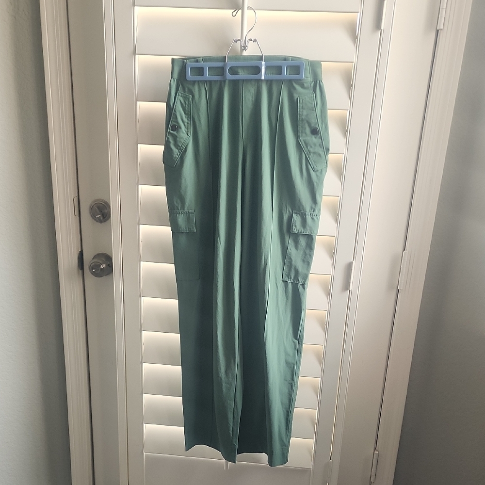 Womens  Green Cargo Pants